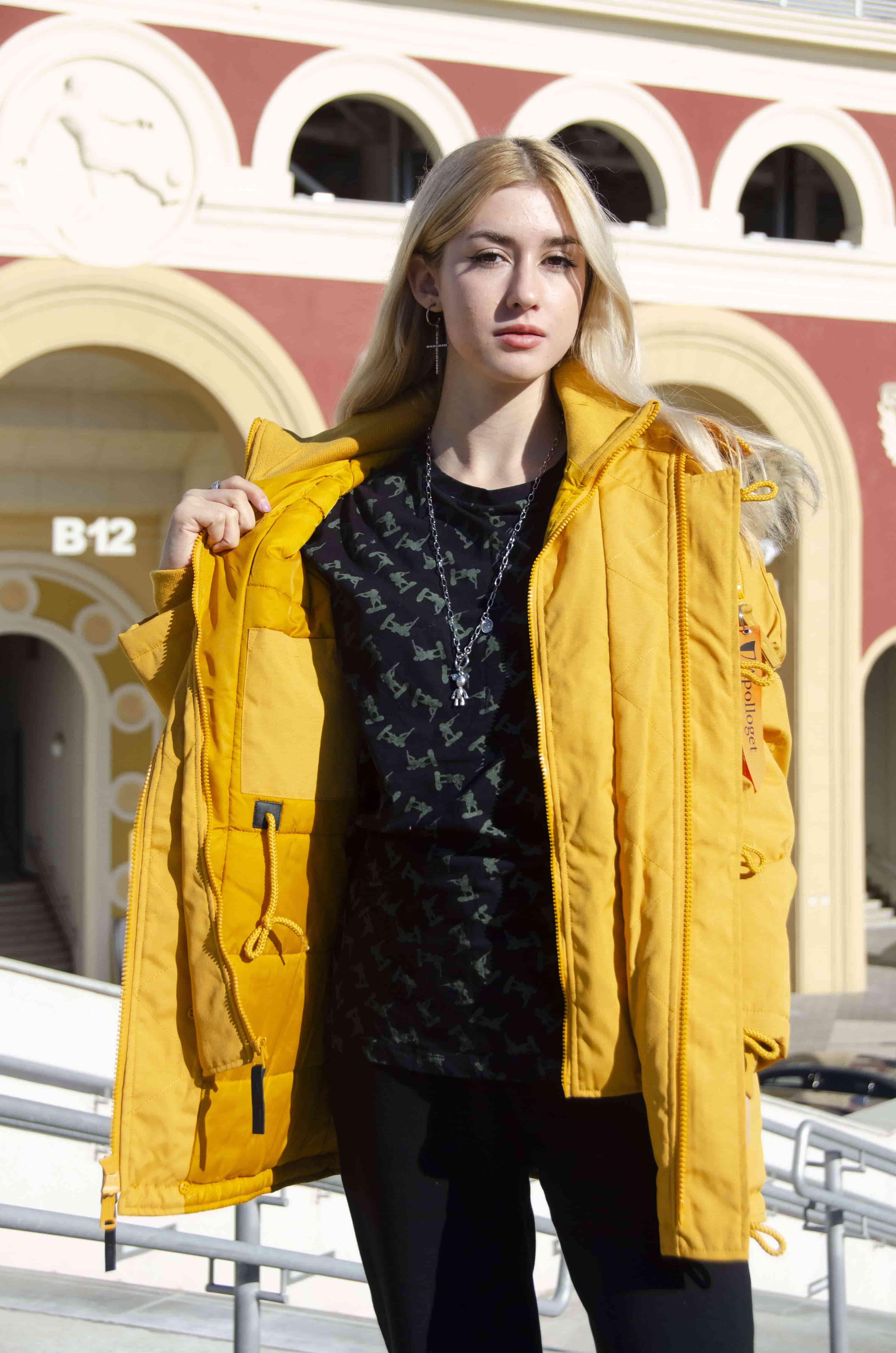Куртка зимняя женская Apolloget WMN OXFORD Golden Glow